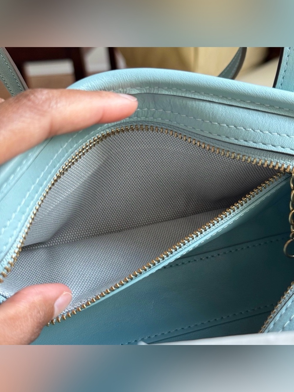 Coach Swing Zip 20 Light Blue Leather Shoulder Bag - Picture 6 of 8